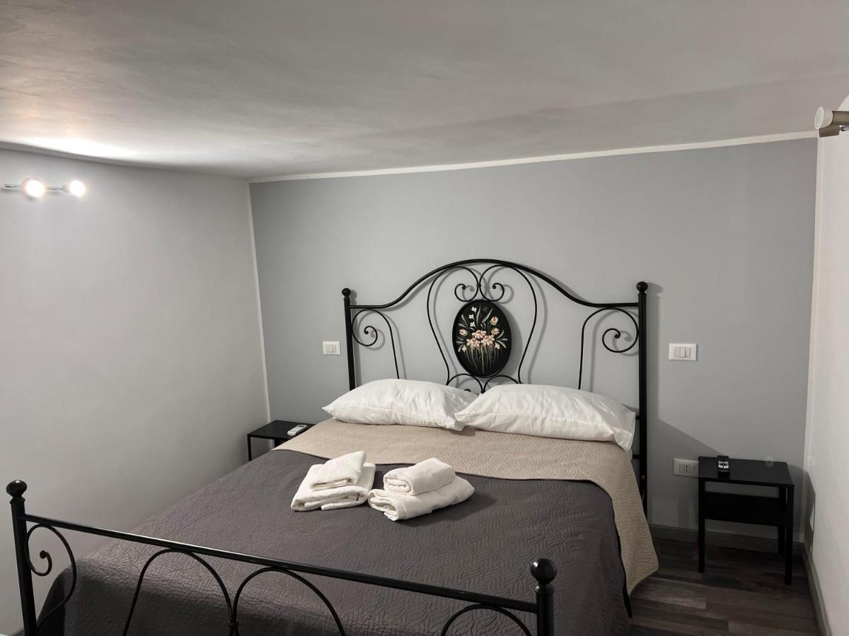 La New House Di Seby Apartment Catania Bagian luar foto